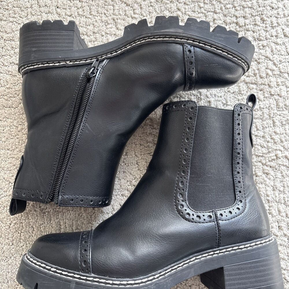 St. John's Bay Driver Chelsea Boots Womens Size 6.5 Black Synthetic Block Heel